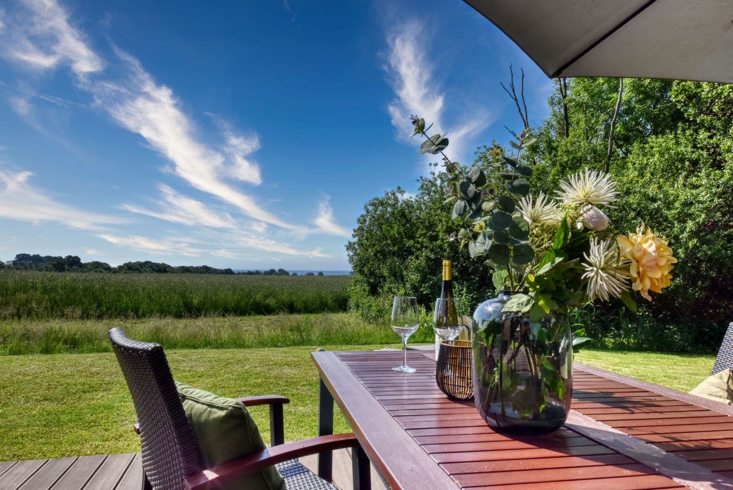 Ferienhaus Backsteinquartier C – Sauna, Kamin & Wasserblick in Putbus – Terrasse