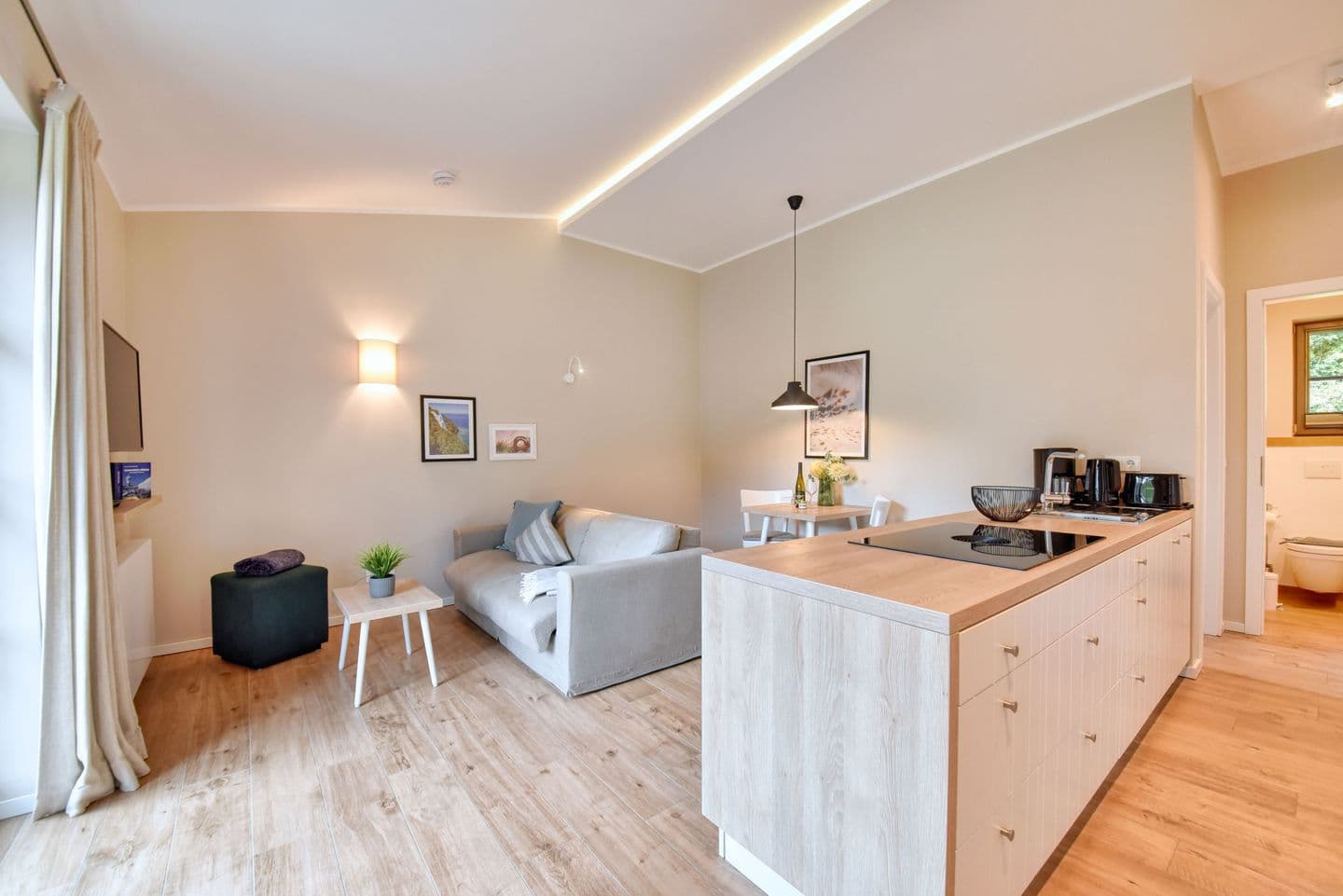 Ferienhaus Bodden Hus 27 Feriendorf Klein Stresow Rügen in Klein Stresow – Wohnzimmer