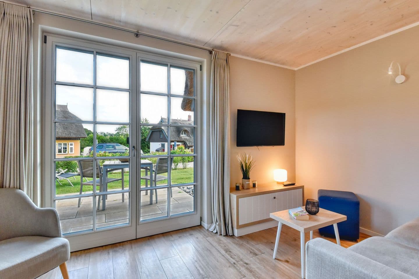 Ferienhaus Boddenlust 24 Feriendorf Klein Stresow Rügen in Klein Stresow – Wohnzimmer