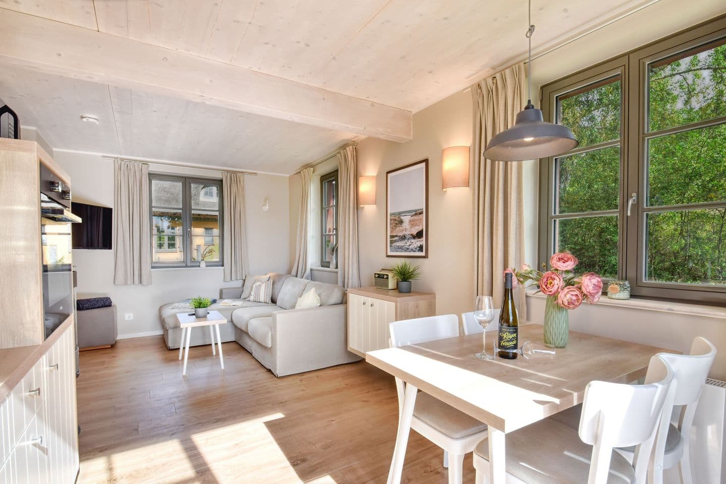 Ferienhaus "die Müllerei" 11 Feriendorf Klein Stresow Rügen in Klein Stresow – Wohnzimmer