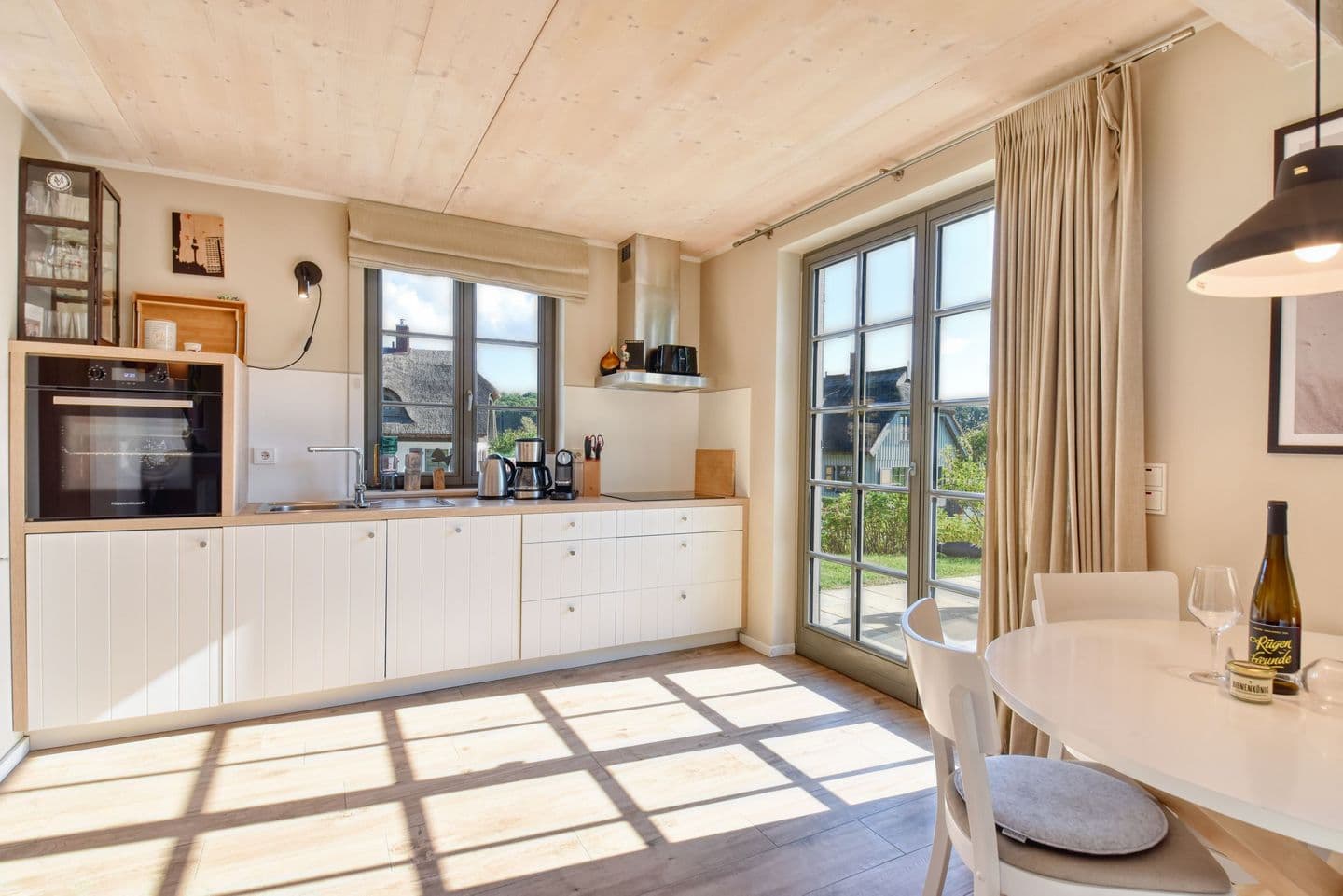 Ferienhaus Haus Kormoran 21 Feriendorf Klein Stresow Rügen in Klein Stresow – Küche