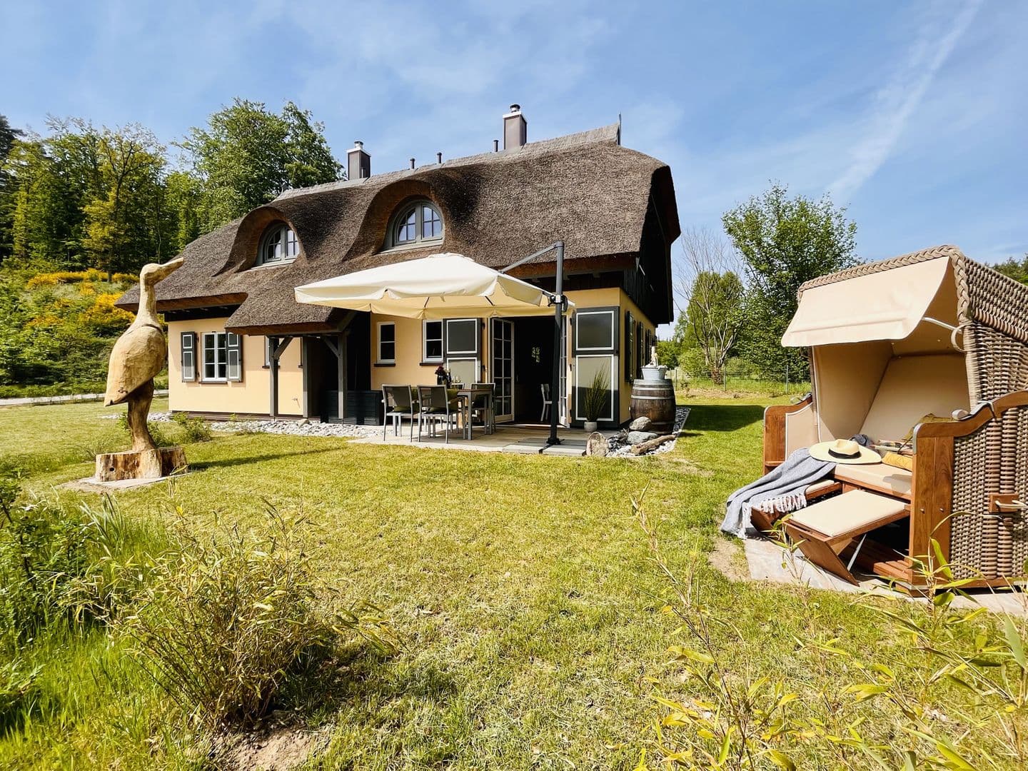Ferienhaus Herrlichkeit 01 Feriendorf Klein Stresow Rügen in Klein Stresow – Terrasse