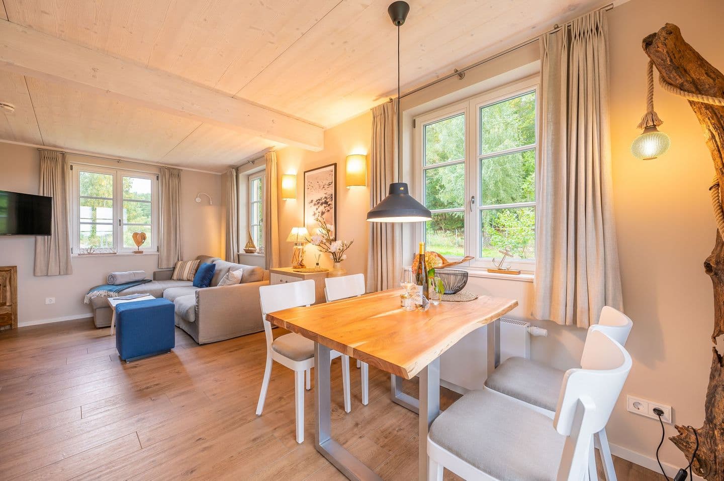 Ferienhaus Herrlichkeit 01 Feriendorf Klein Stresow Rügen in Klein Stresow – Wohnzimmer