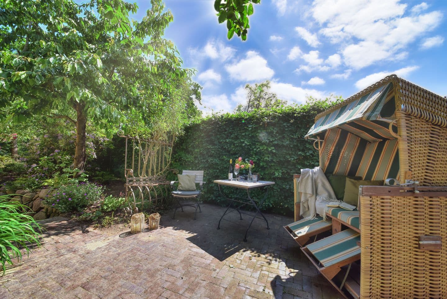 Ferienhaus Kapitän´s Hus Ferienhaus Avantgarde in Groß Stresow – Terrasse