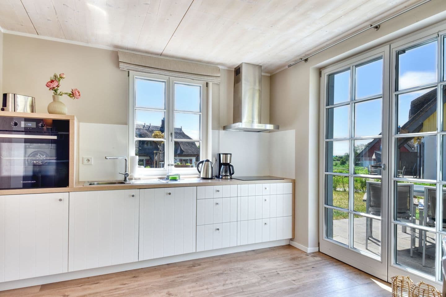 Ferienhaus Reetblick 23 Feriendorf Klein Stresow Rügen in Klein Stresow – Küche