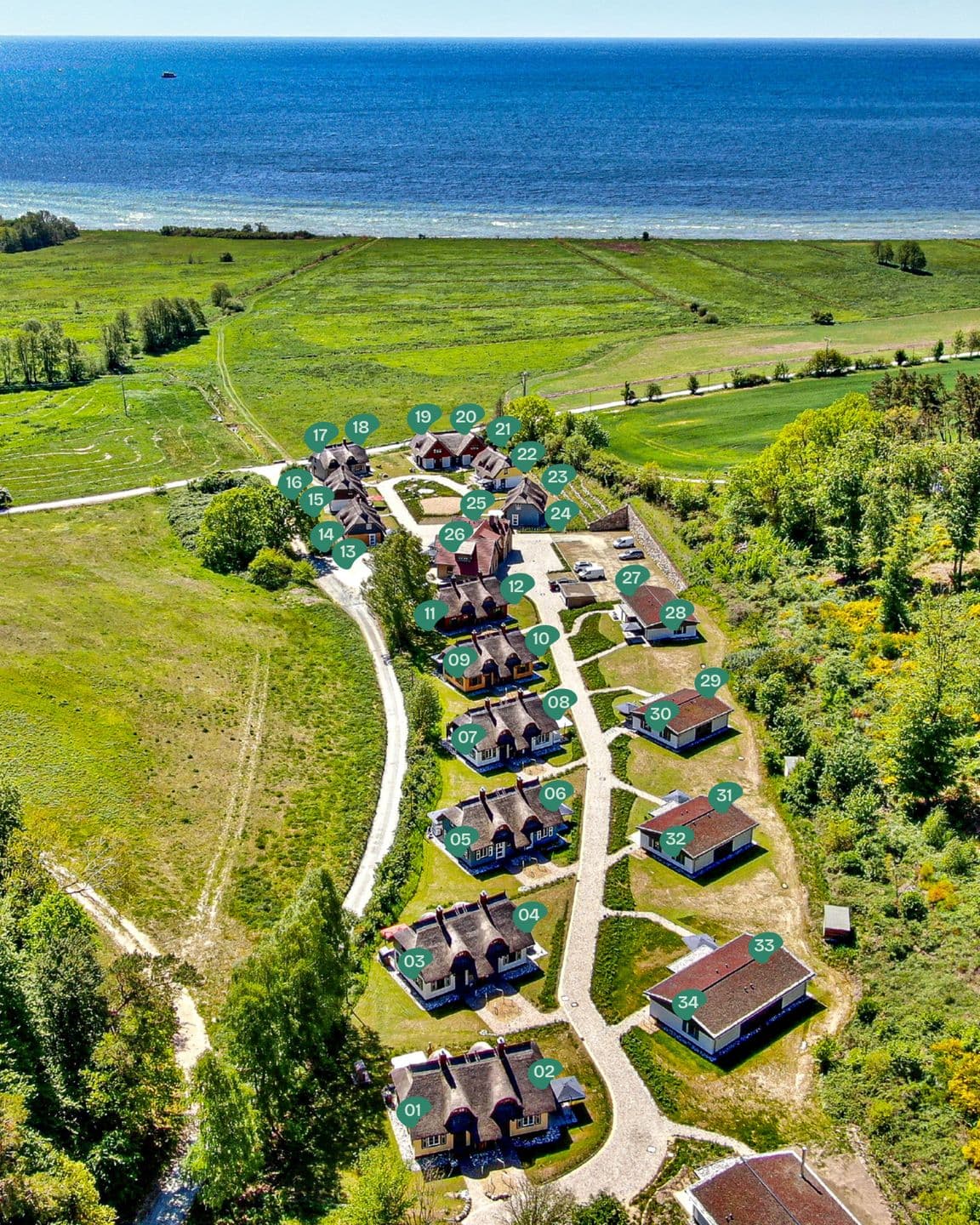 Ferienhaus Sehnsuchtsort 04 Feriendorf Klein Stresow Rügen in Klein Stresow – Vogelperspektive