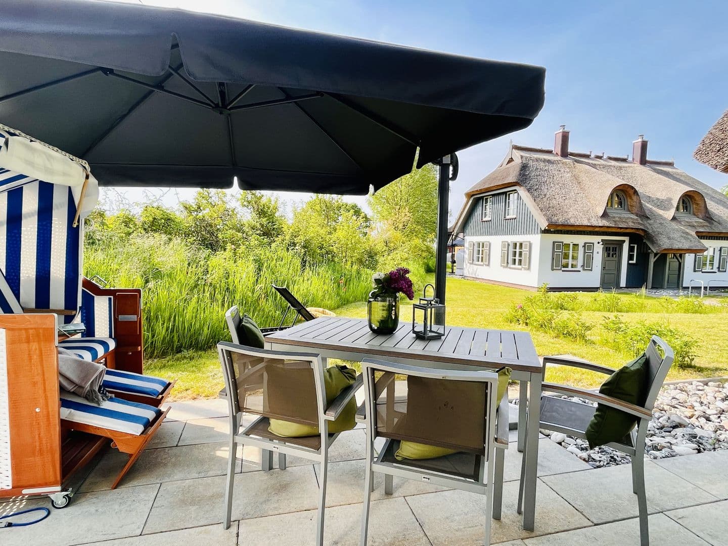 Ferienhaus Strandflieder 05 Feriendorf Klein Stresow Rügen in Klein Stresow – Terrasse