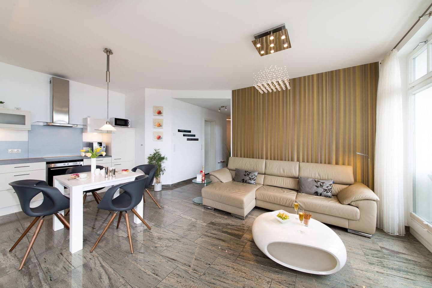 Ferienwohnung Beach Princess 8 / Haus Strandschloss Binz in Binz – Wohnzimmer