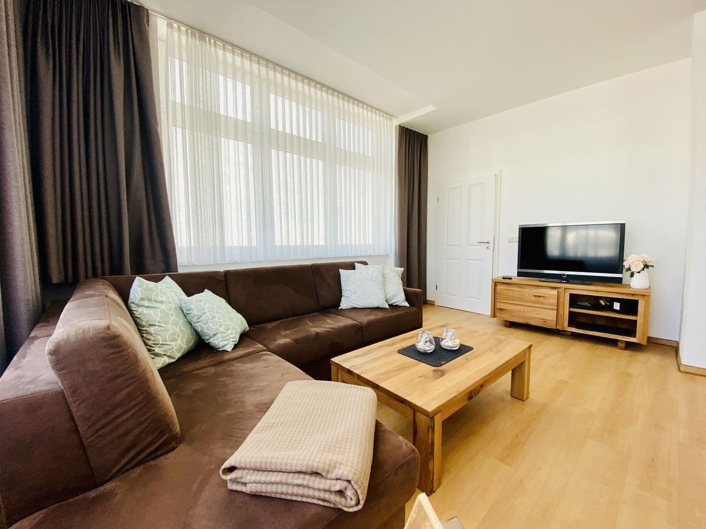 Ferienwohnung Binzer Meerlust 31 im Haus Jahreszeiten Binz in Binz – Wohnzimmer