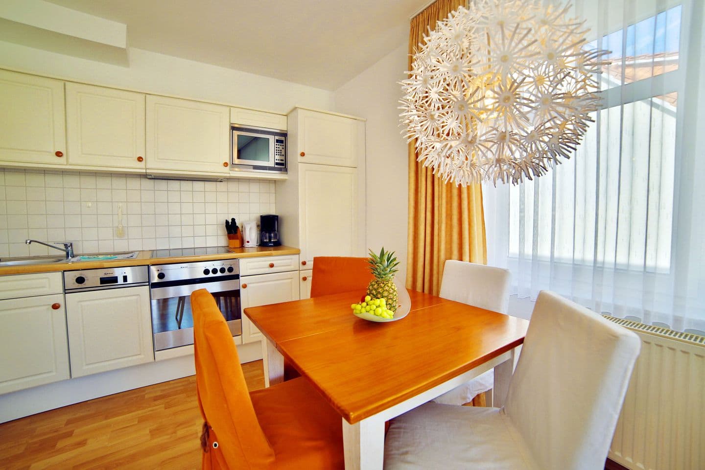 Ferienwohnung Binzer Strandgut 36 im Haus Jahreszeiten Binz in Binz – Küche