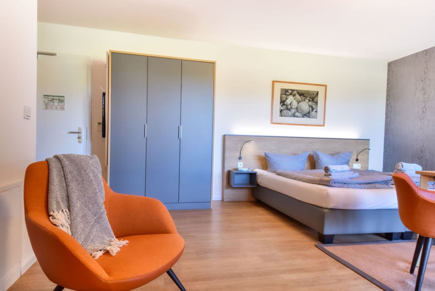 Ferienwohnung Eiderente 29 im Wreecher Idyll Rügen in Wreechen – Wohnzimmer