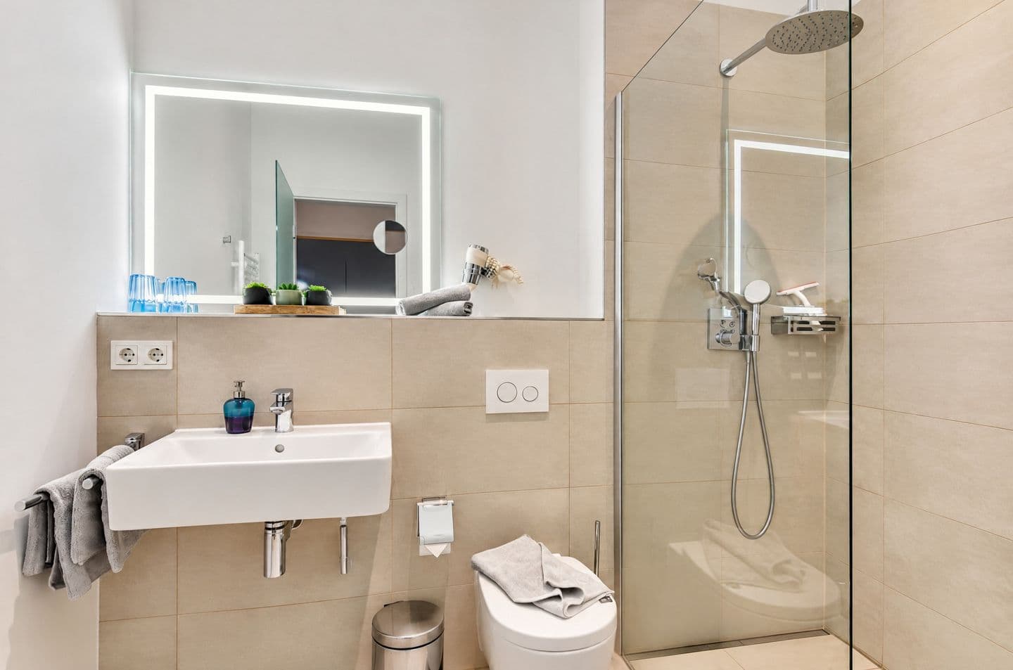 Ferienwohnung Goldammer 03 im Wreecher Idyll Rügen in Wreechen – Badezimmer