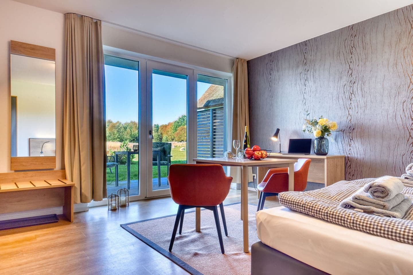 Ferienwohnung Kohlmeise 28 im Wreecher Idyll Rügen in Wreechen – Wohnzimmer