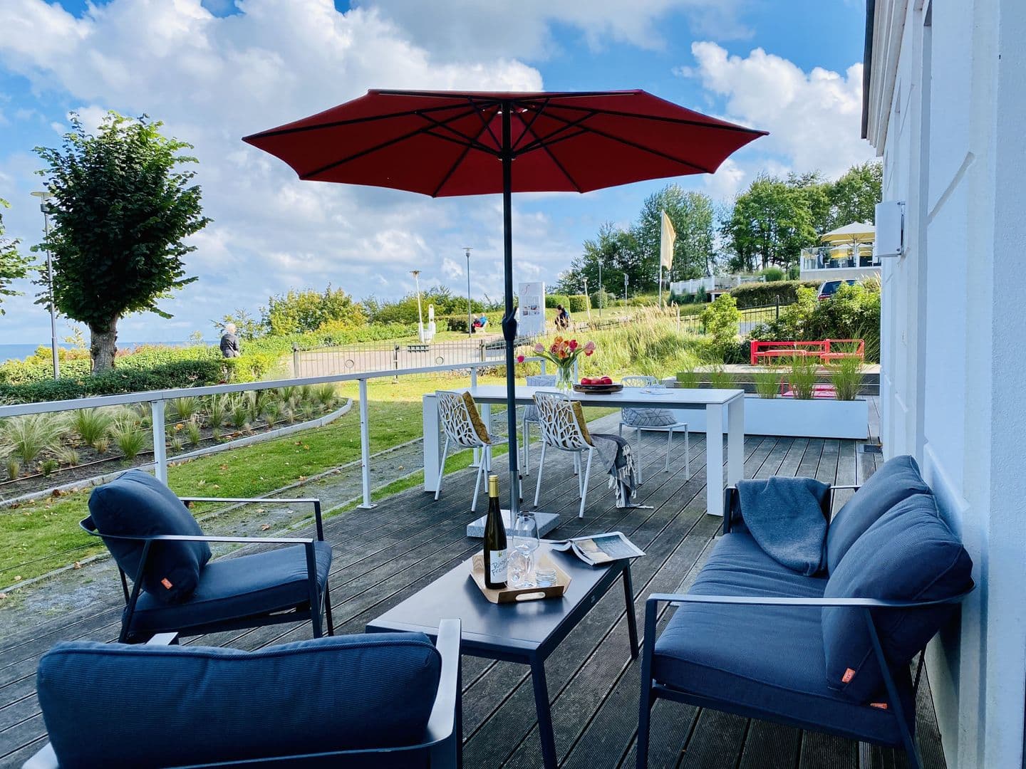 Ferienwohnung Luxus Apartment Küstenblick Sellin in Sellin – Terrasse