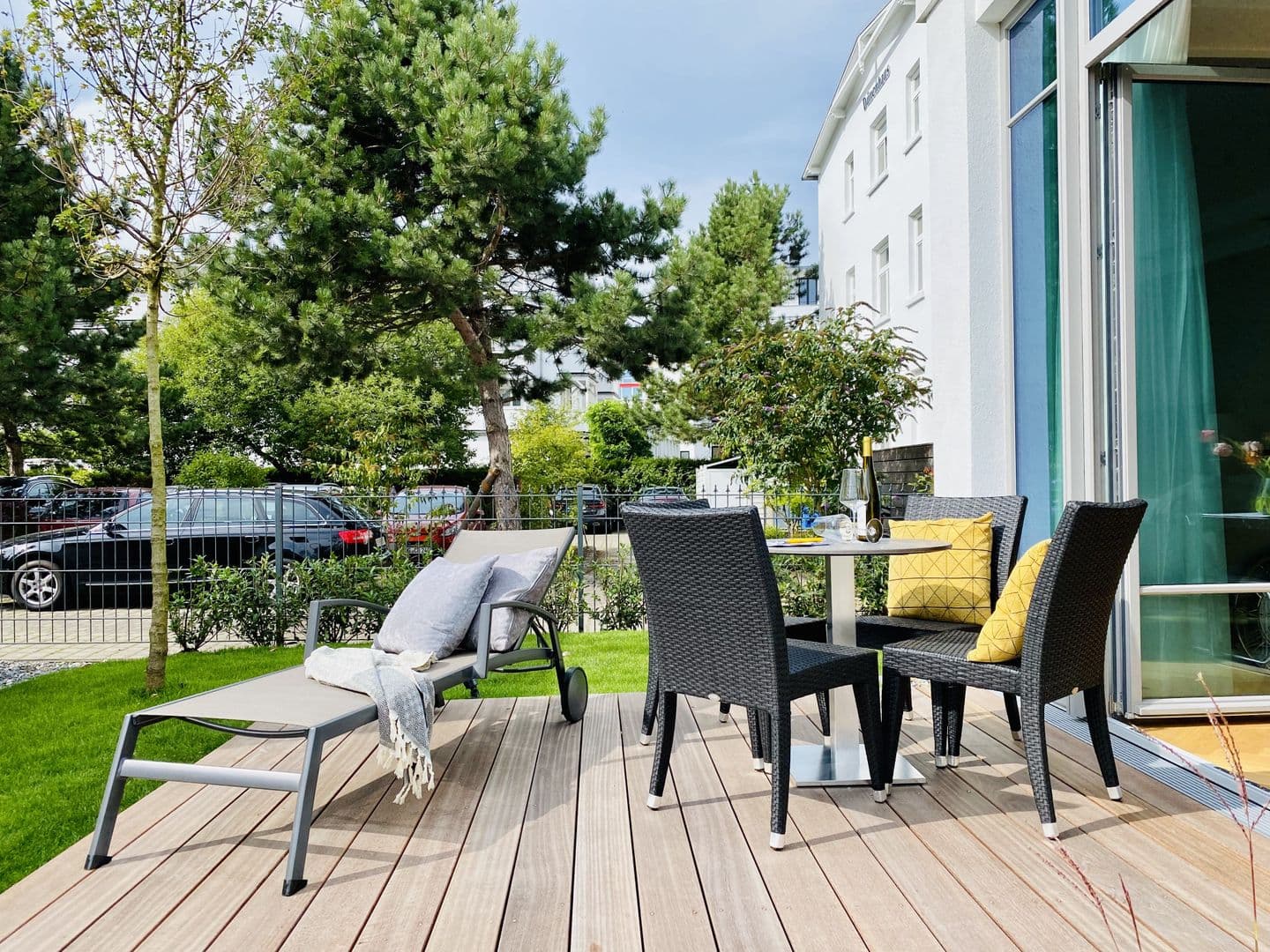 Ferienwohnung Luxus Sonnensuite in der Strandvilla Charlotte Binz in Binz – Terrasse