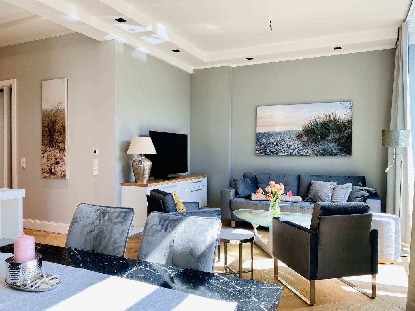 Ferienwohnung Luxus Sonnensuite in der Strandvilla Charlotte Binz in Binz – Wohnzimmer