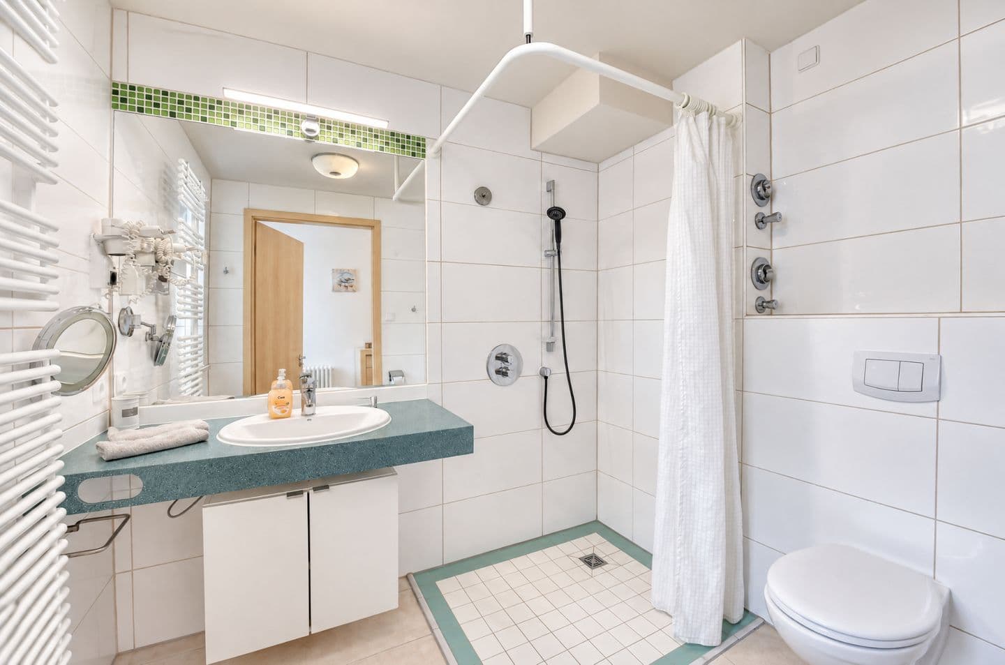 Ferienwohnung Maritimus 7 Haus Strandbummler Baabe in Baabe – Badezimmer
