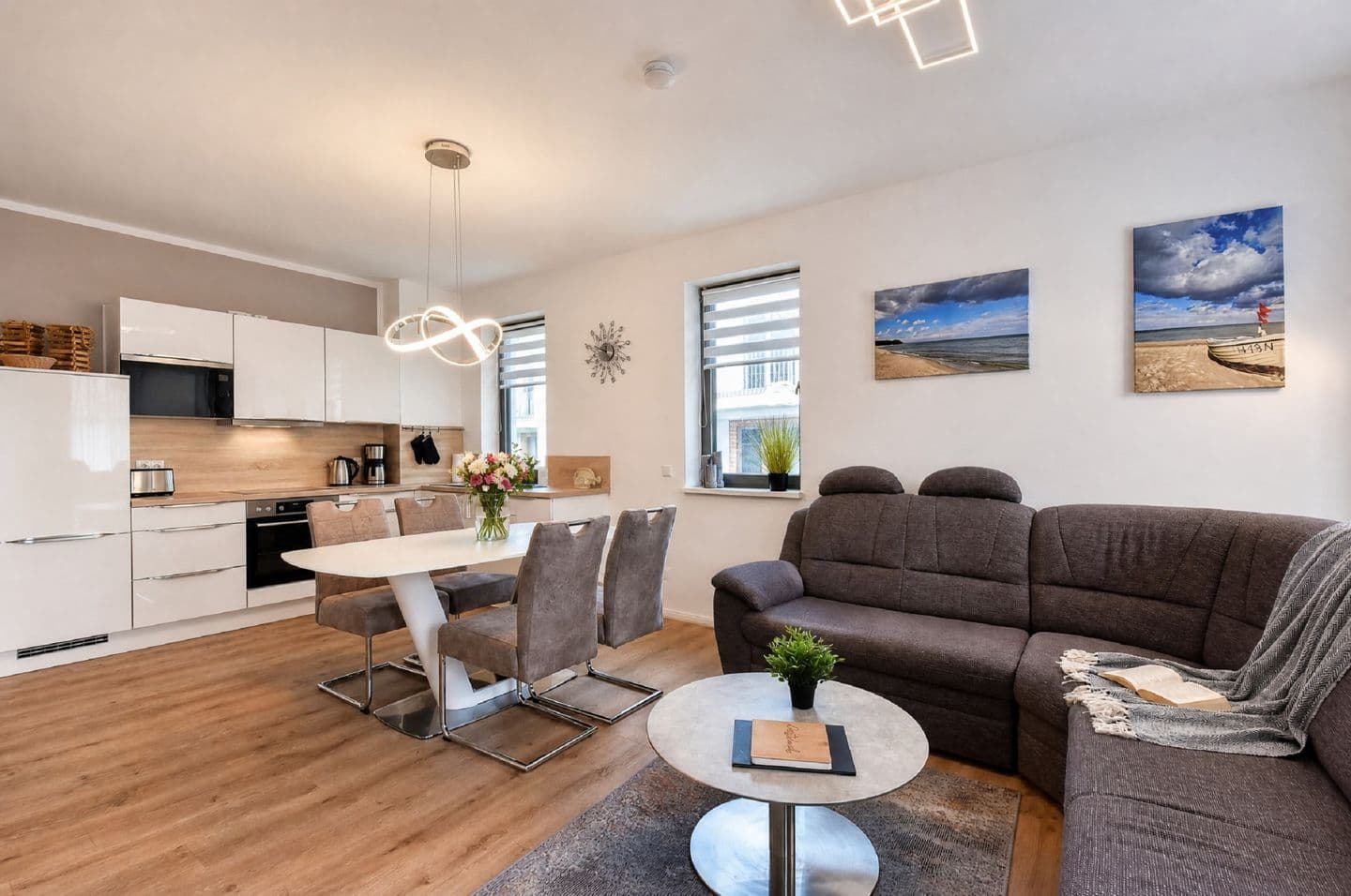 Ferienwohnung Morgensonne 16 Parkvillen Carlota und Candela Baabe in Baabe – Wohnzimmer