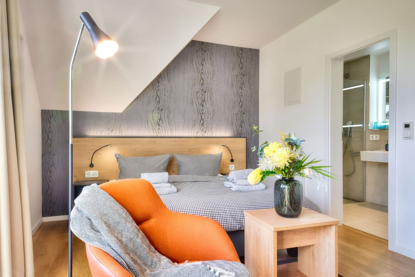 Ferienwohnung Seeadler 33 im Wreecher Idyll Rügen in Wreechen – Wohnzimmer