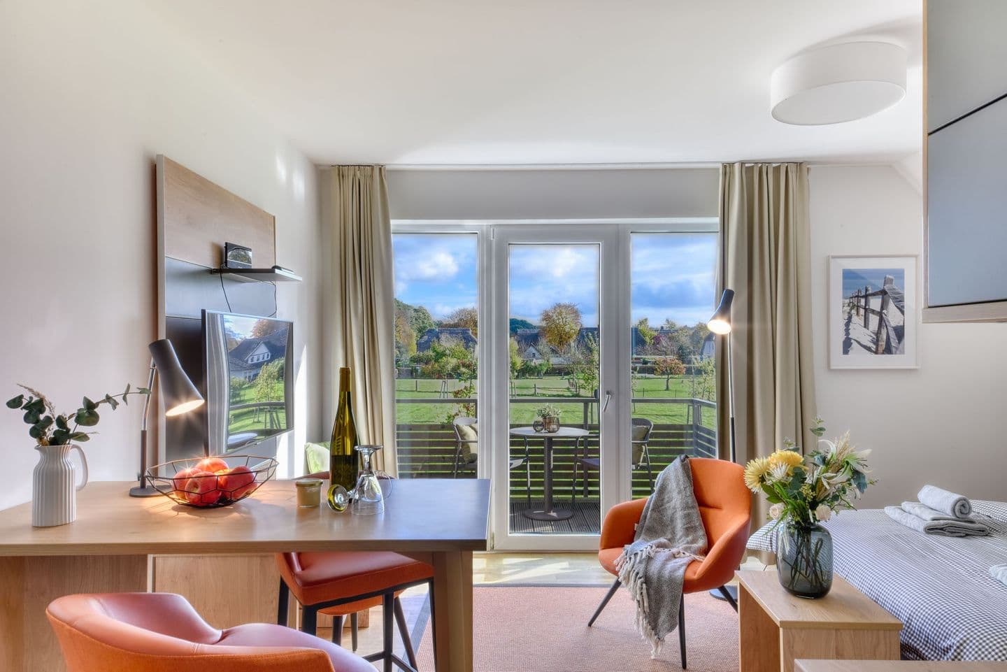 Ferienwohnung Seeadler 33 im Wreecher Idyll Rügen in Wreechen – Wohnzimmer