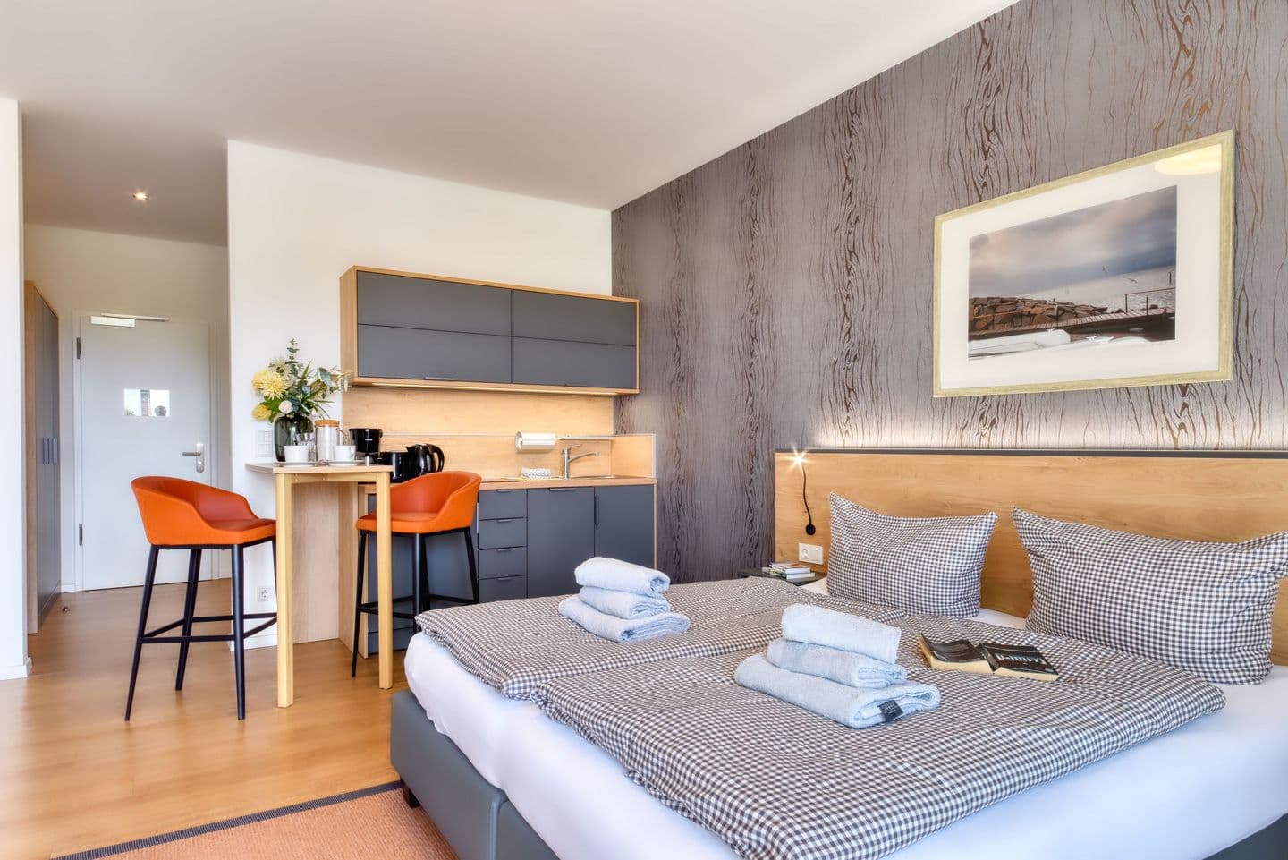 Ferienwohnung Seeschwalbe 12 im Wreecher Idyll Rügen in Wreechen – Wohnzimmer