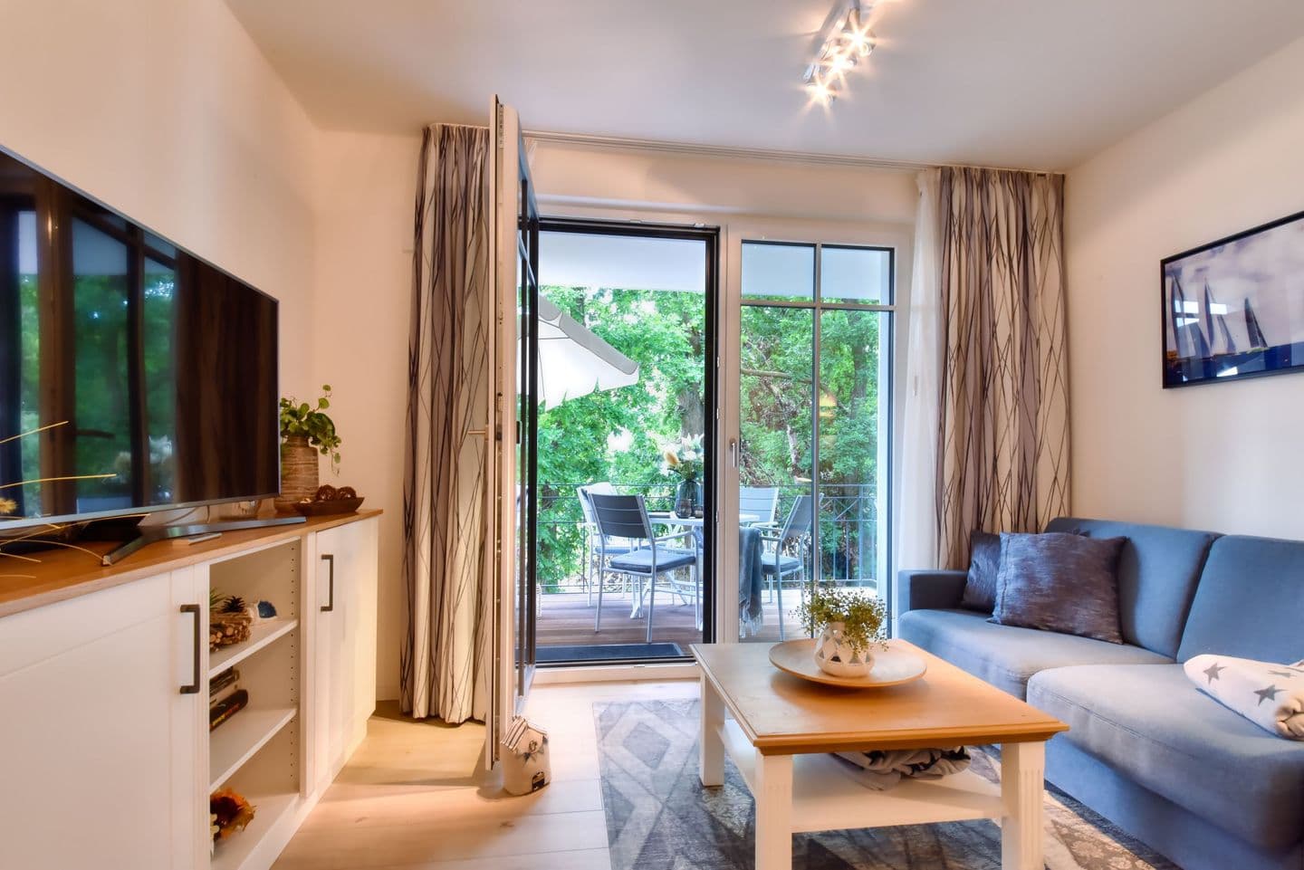 Ferienwohnung Seestern 8 Villa Sofie Binz in Binz – Wohnzimmer