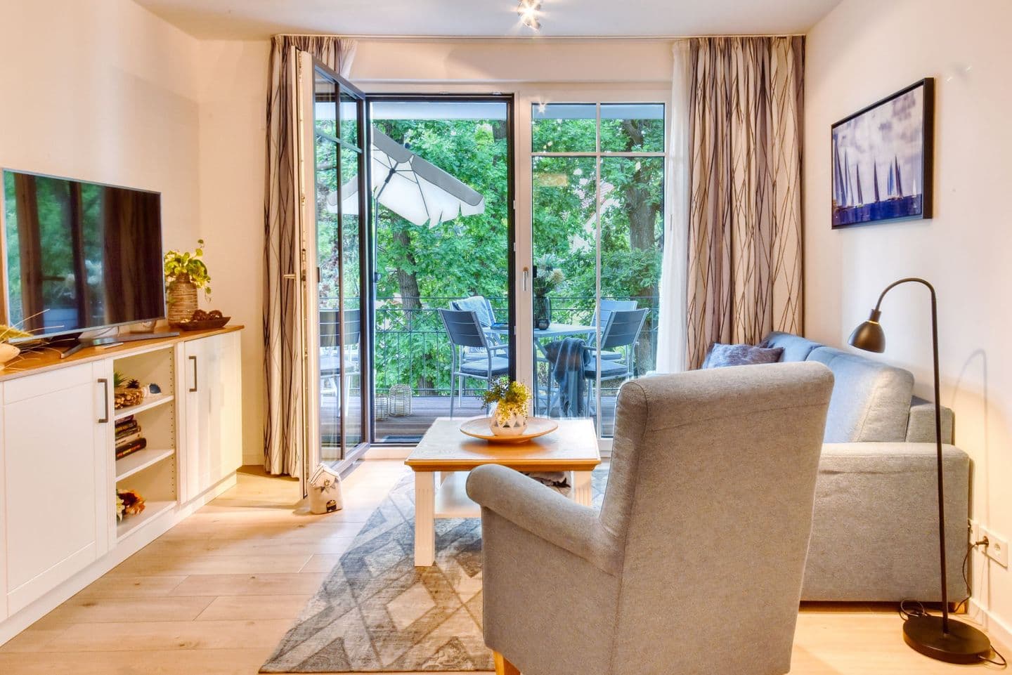 Ferienwohnung Seestern 8 Villa Sofie Binz in Binz – Wohnzimmer