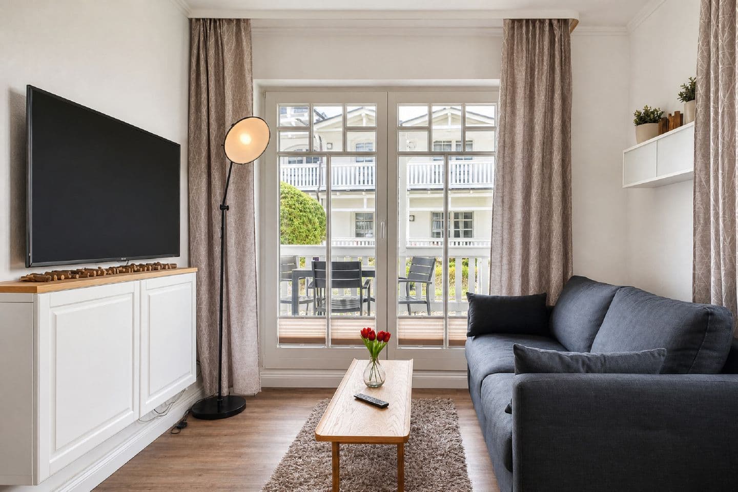 Ferienwohnung "Sonnendeck" 622 in der Villa Seeadler Binz in Binz – Wohnzimmer