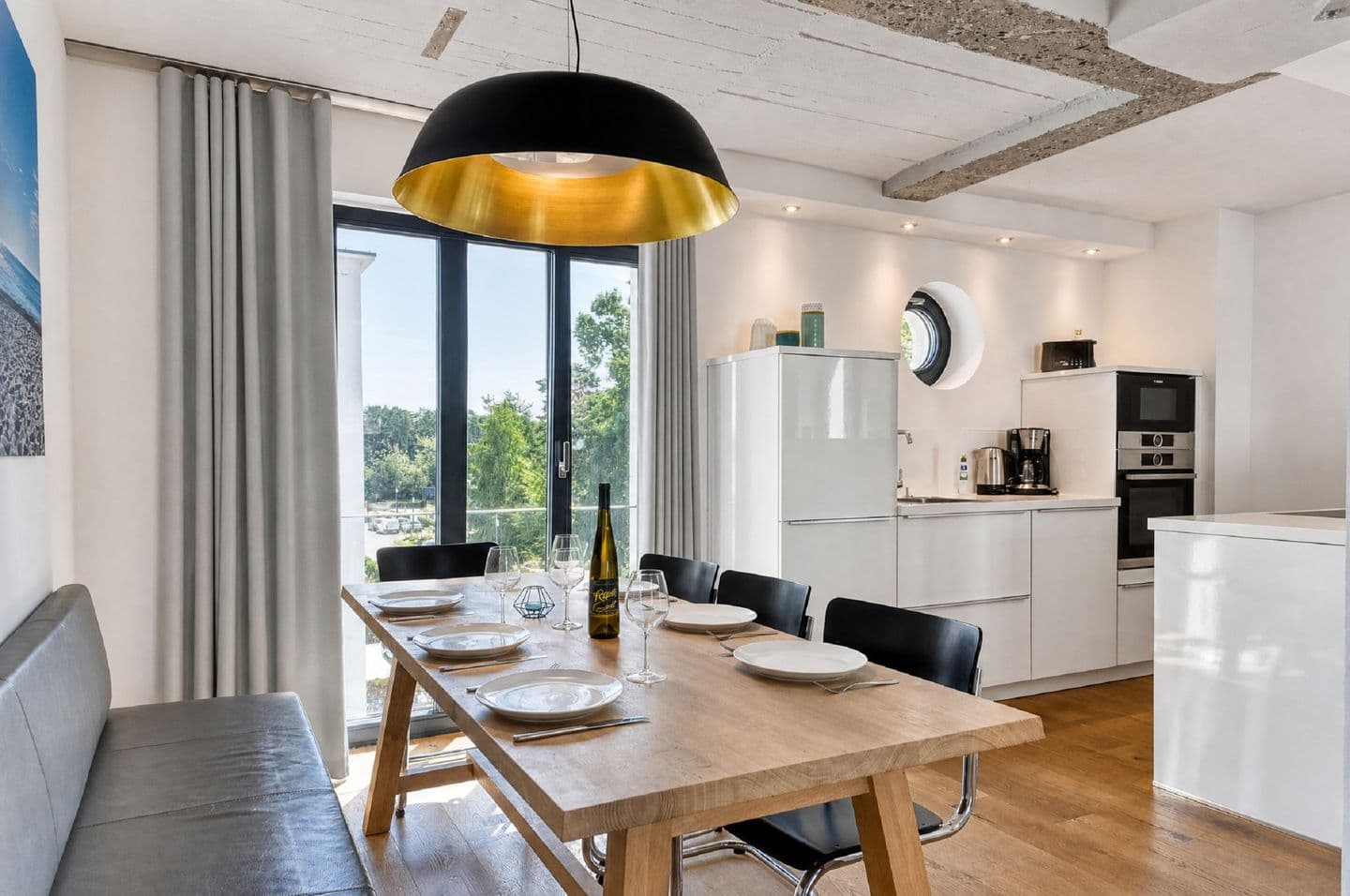 Ferienwohnung Sonnenloft 14 mit eigenem Kamin, Sauna, Strandkorb am Strand und Pool im Haus Düne 7 Prora in Prora – Küche