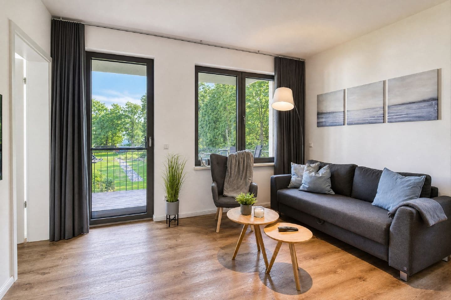 Ferienwohnung Strandläufer 7 Parkvillen Carlota und Candela Baabe in Baabe – Wohnzimmer