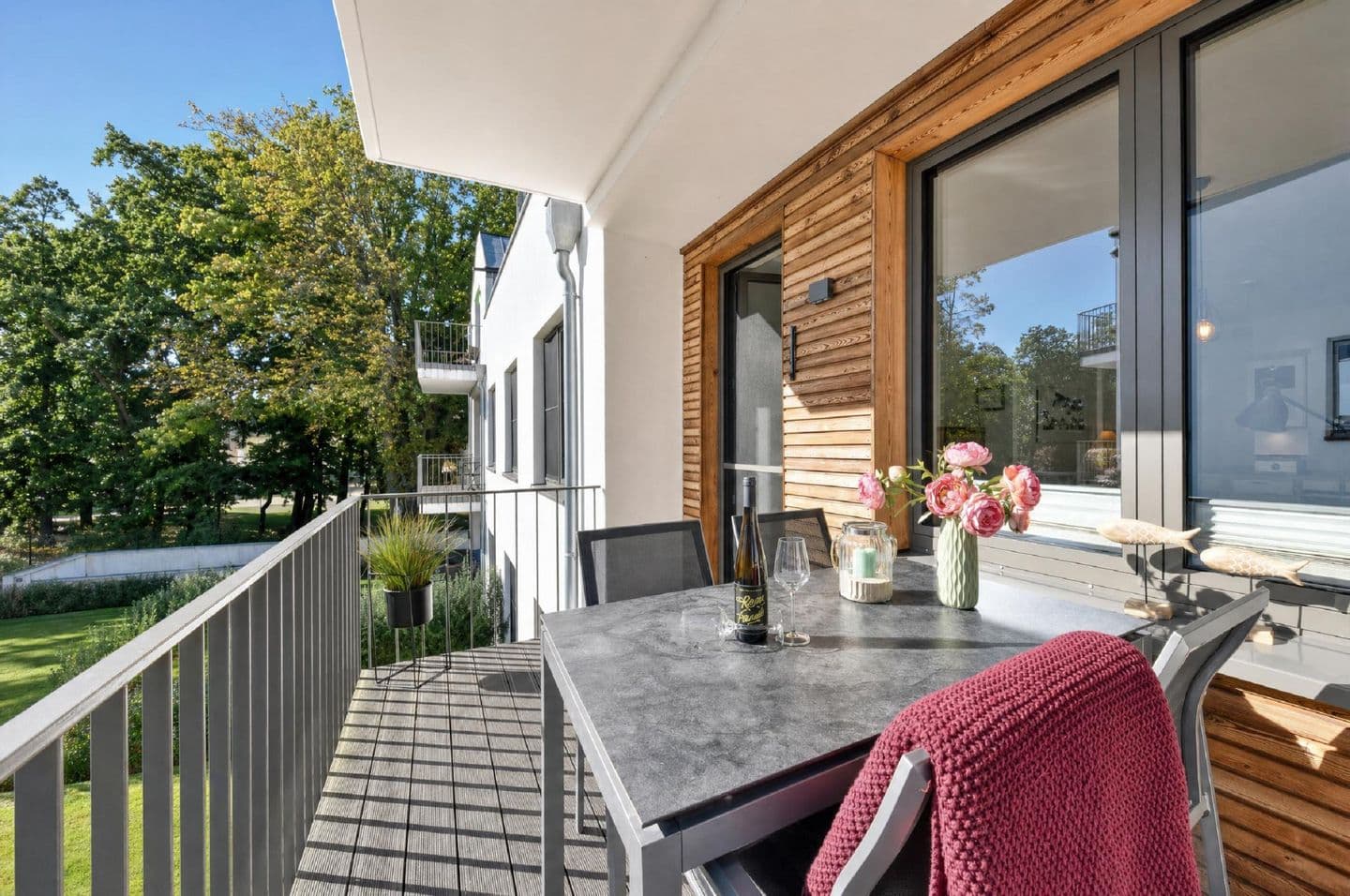 Ferienwohnung Strandloper 8 Parkvillen Carlota und Candela Baabe in Baabe – Terrasse