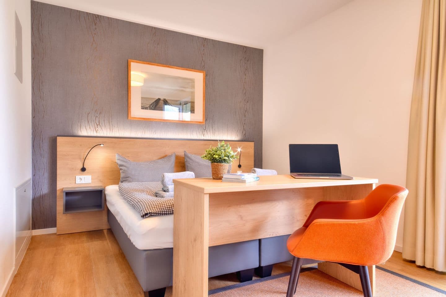 Ferienwohnung Sturmtaucher 24 im Wreecher Idyll Rügen in Wreechen – Wohnzimmer