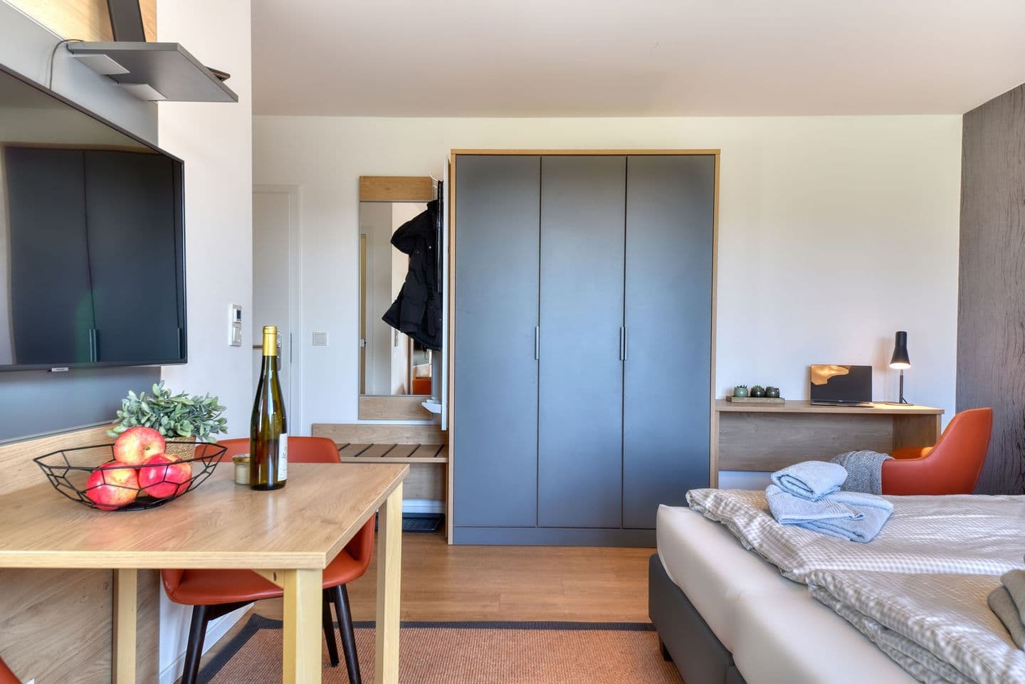 Ferienwohnung Turmfalke 35 im Wreecher Idyll Rügen in Wreechen – Wohnzimmer