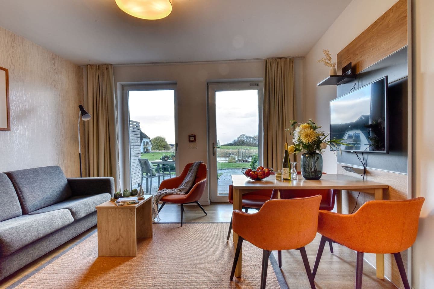 Ferienwohnung Wachtelkönig 06 im Wreecher Idyll Rügen in Wreechen – Wohnzimmer