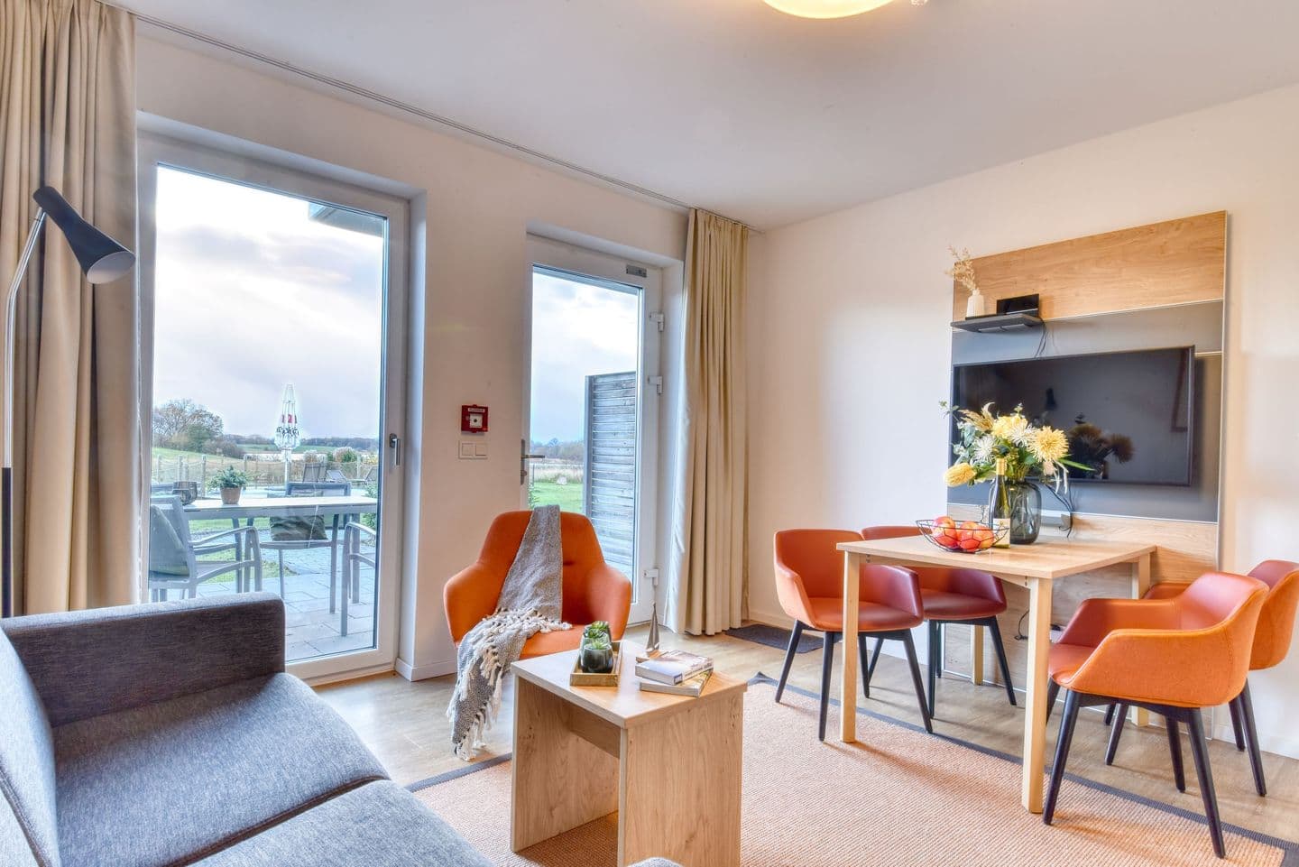 Ferienwohnung Wachtelkönig 06 im Wreecher Idyll Rügen in Wreechen – Wohnzimmer