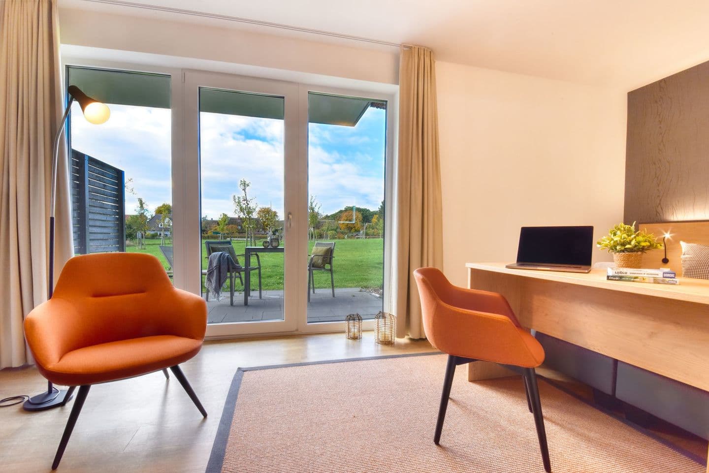 Ferienwohnung Waldkauz 23 im Wreecher Idyll Rügen in Wreechen – Wohnzimmer