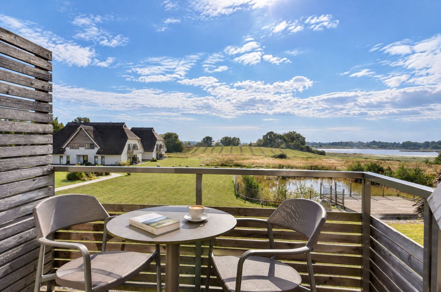 Ferienwohnung Wasserralle 13 im Wreecher Idyll Rügen in Wreechen – Balkon