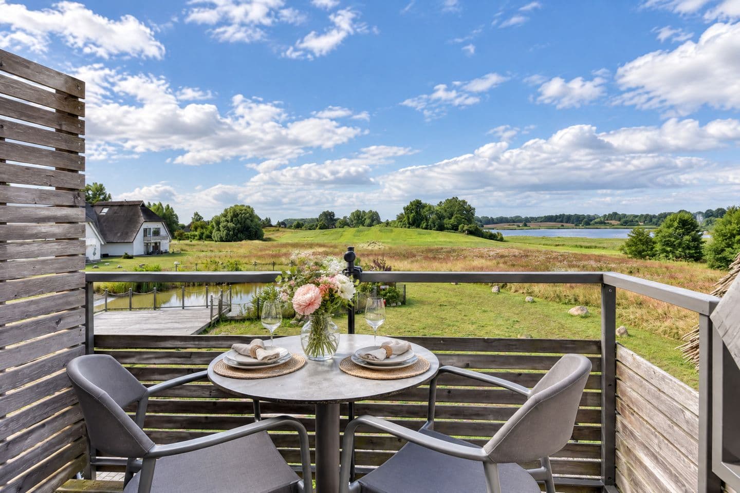 Ferienwohnung Wiesenpieper 07 im Wreecher Idyll Rügen in Wreechen – Balkon