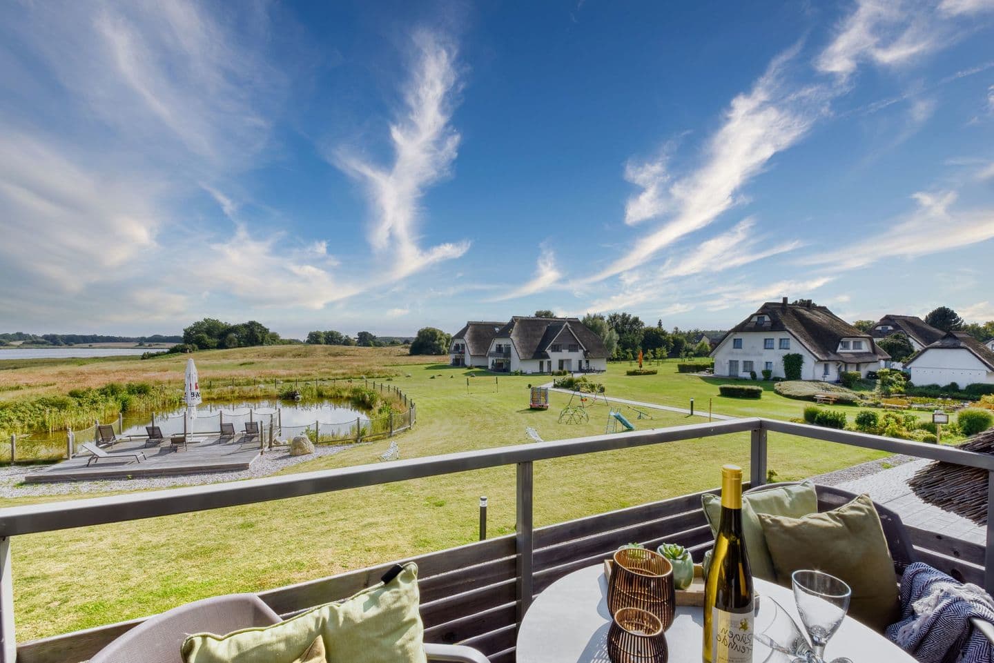 Ferienwohnung Wiesenpieper 07 im Wreecher Idyll Rügen in Wreechen – Terrasse